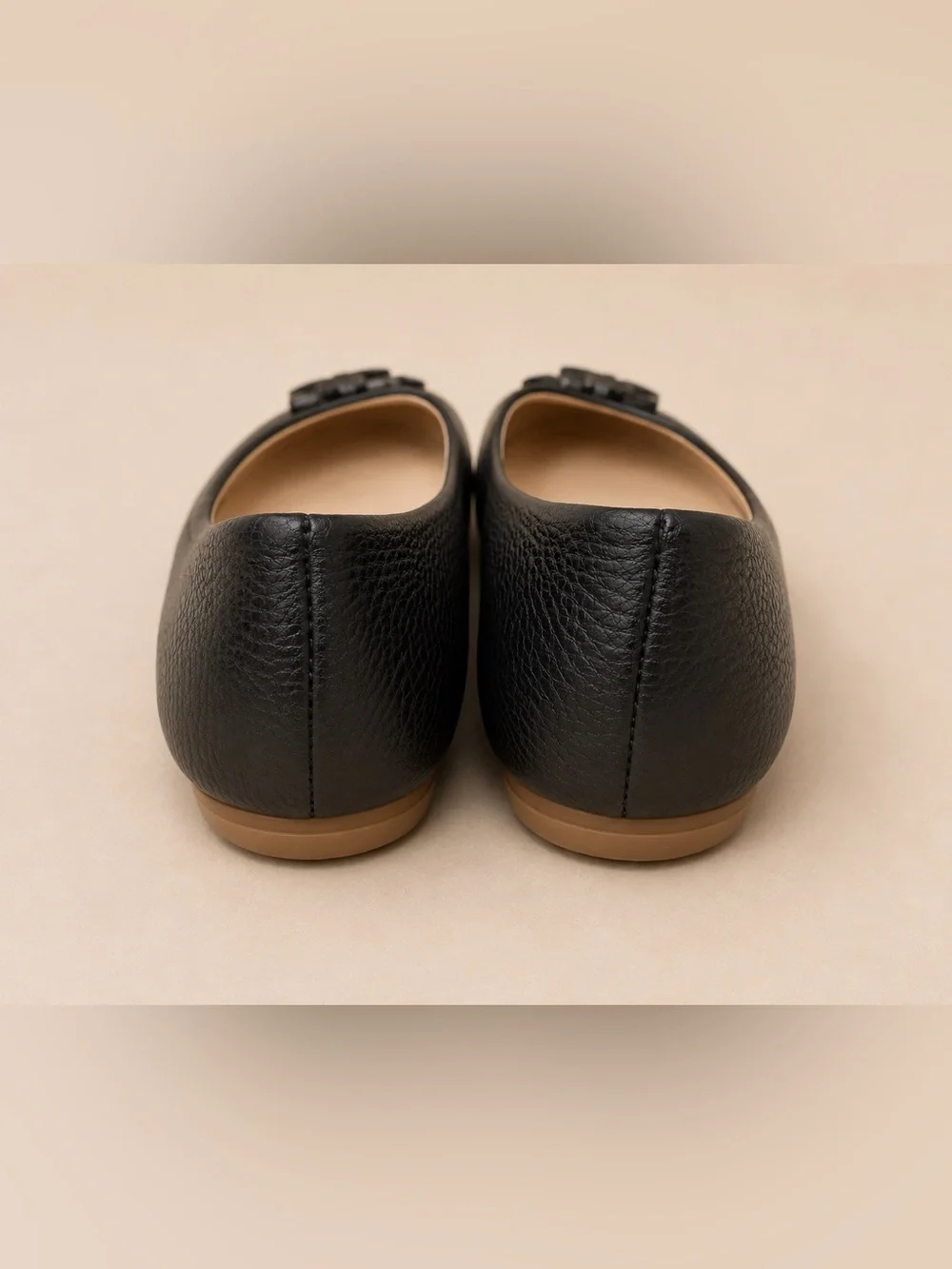 Tory Burch Black Leather Ballet Flats Size 6.5M Pebbled Logo Slip On Shoes